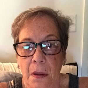 Meet your Posher, Elyse